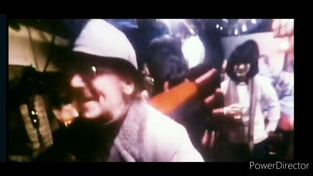 Paul McCartneys Banned Christmas Song and Promo Video - Peter Serafinowicz - HD1080p смотреть онлайн