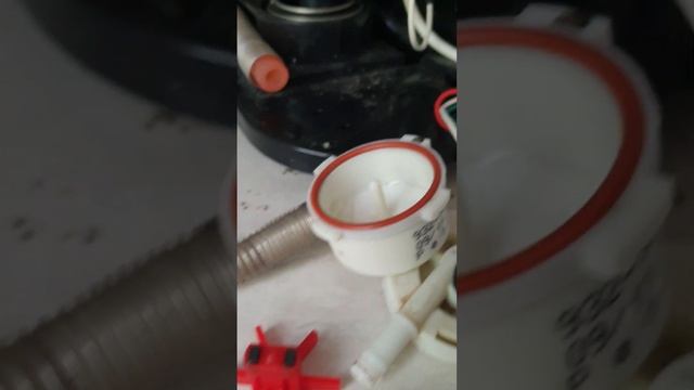 Siemens EQ.7 Plus Check Water Tank .Rozwiązanie problemu zatkanie ziarenkiem przepływomierza . смотреть онлайн