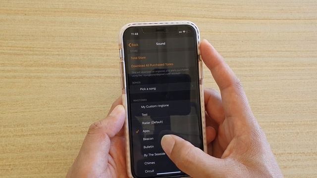 IOS 13: How to Add an Alarm in Clock on iPhone / iPad смотреть онлайн
