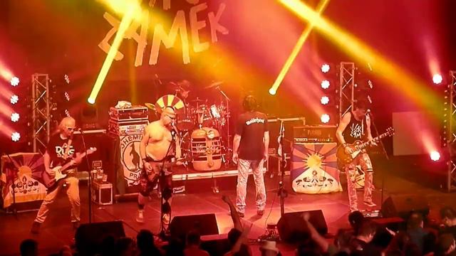 VISACÍ ZÁMEK 8.12. 2018 - KD Gerbera - České Budějovice (2/4) смотреть онлайн
