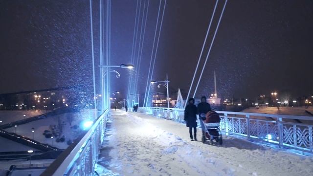 Snowy Winter Night | Cinematic | Low Light | Sony a6300 + Sigma 16mm F1.4 + FeiyuTech G6 Plus смотреть онлайн