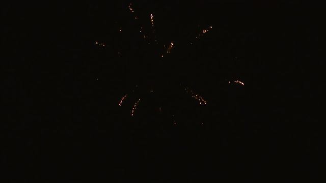С007_ОГНЕННЫЙ_ЦВЕТОК_49_залпов,_0_8_ смотреть онлайн
