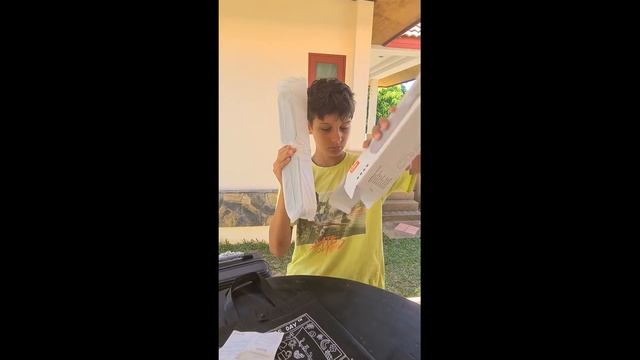 Стоит ли покупать смартфон в Таиланде. Обзор на покупку Samsung Galaxy S22 Ultra 2022