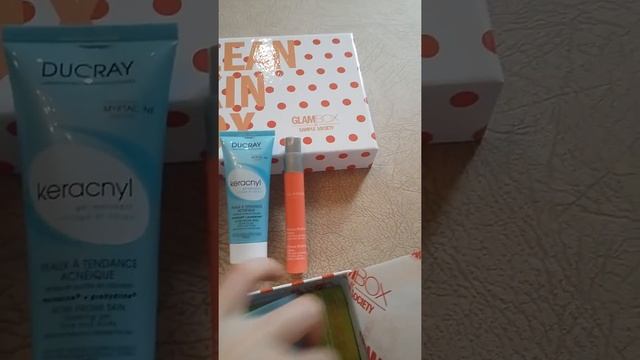 Clean skin box от Sample society апрель 2017 смотреть онлайн