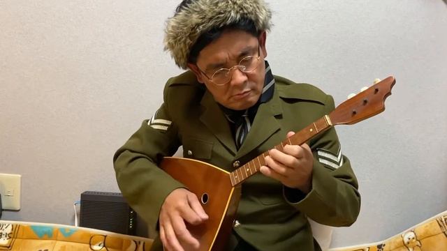 " World Music " ロシアの楽器 バラライカ 初めて弾いて見ました♪ смотреть онлайн
