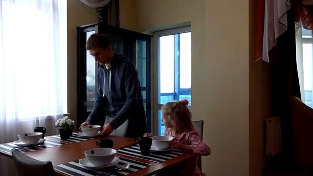 ЗМЕЯ УКУСИЛА МАМУ ЗМЕЯ У НАС ДОМА Милана и папа спасают маму Часть #1 ( ПЕРЕЗАЛИВ), ЧИТАЙТЕ ОПИСАНИ смотреть онлайн