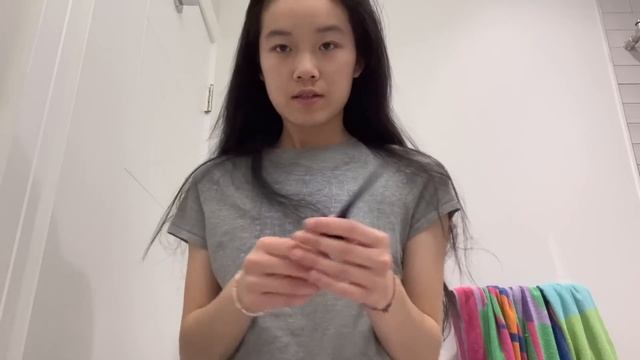 Hairdresser reacts to 'wolf cuts' that didn't go as planned смотреть онлайн