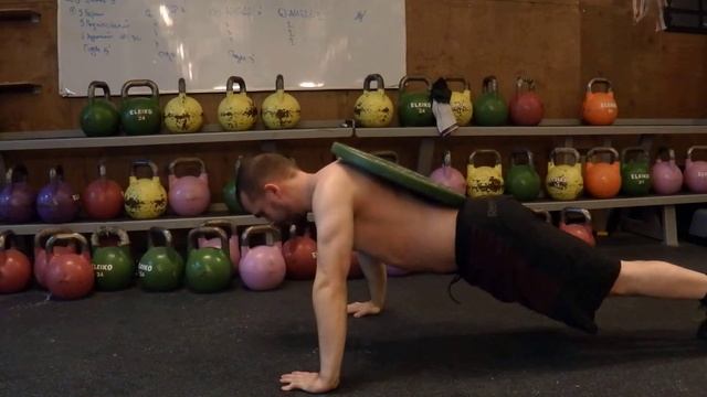 Отжимания. Простой план прибавки за 45-60 дней. смотреть онлайн