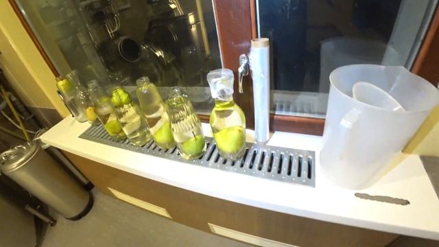 Вкус советского детства. Делаем лимонад ДЮШЕС ч.2 Варка сока и постановка на карбонизацию. смотреть онлайн