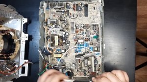 Разбираем старый монитор SONY G-220. Полный выход по цветным металлам.