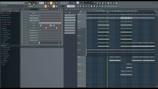 Playing "Stylo" by Gorillaz on a Stylophone смотреть онлайн
