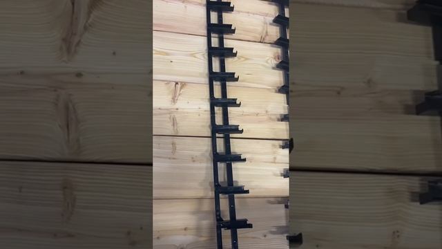 Монтаж деревянных уличных жалюзи для беседок, террас, веранд, балконов и домов от копании Альтхольц