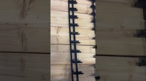 Монтаж деревянных уличных жалюзи для беседок, террас, веранд, балконов и домов от копании Альтхольц