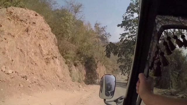 Мьянма. Автостопом на озеро Инле. смотреть онлайн