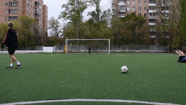 Элитные Штрафные Удары и Обзор мяча DEMIX | Cool Freekicks and the Demix ball review смотреть онлайн