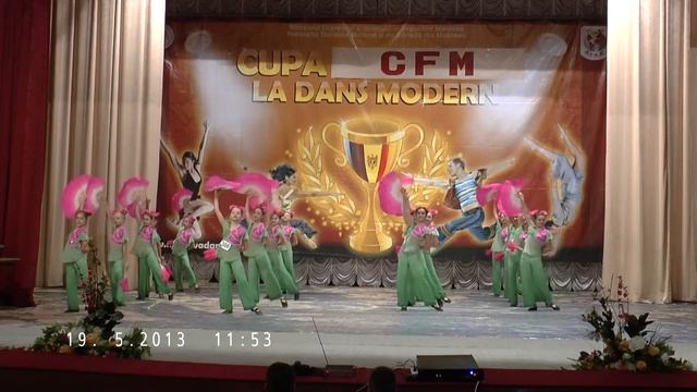 ансамбль ПАРАДИЗ - Полет лепестков -2013 смотреть онлайн