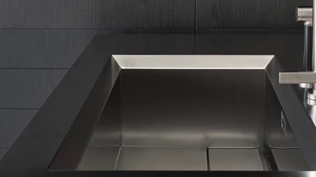 Кухня Poliform "Phoenix" смотреть онлайн