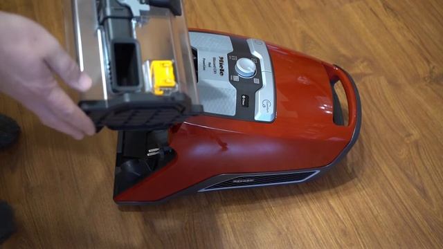ОНЛАЙН ТРЕЙД.РУ Пылесос Miele SKRR3 Blizzard CX1 Red смотреть онлайн