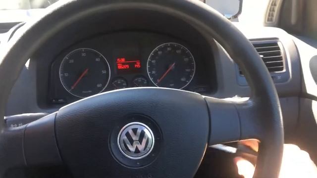 My 2005 Volkswagen Golf GT start up and rev смотреть онлайн
