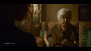 Пеннивайз нападает на Беверли. Страшный отрывок из фильма