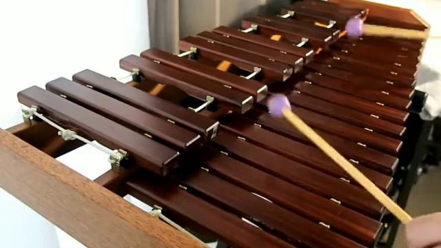 14【KOROGI卓上木琴】desk xylophone improvisation「間奏曲」YAMAHA ME-105 смотреть онлайн