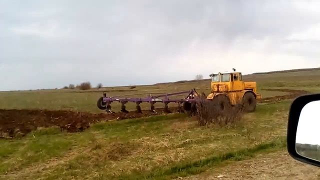 Пахота Кировцем К-700 плуг 8 корпусов смотреть онлайн