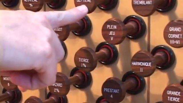 Dr. Jan Kraybill giving tour of stops on Casavant Temple organ смотреть онлайн