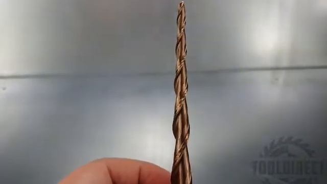 Фреза двухзаходная конусная сферическая R=2 D=4x100x150 S=12 ROTIS 133.121015.200 смотреть онлайн