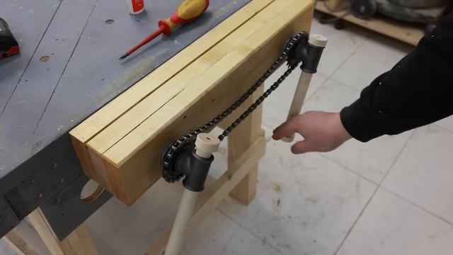 Восемь САМОДЕЛЬНЫХ тисков для Вашей Мастерской от канала Crazy Workshop смотреть онлайн