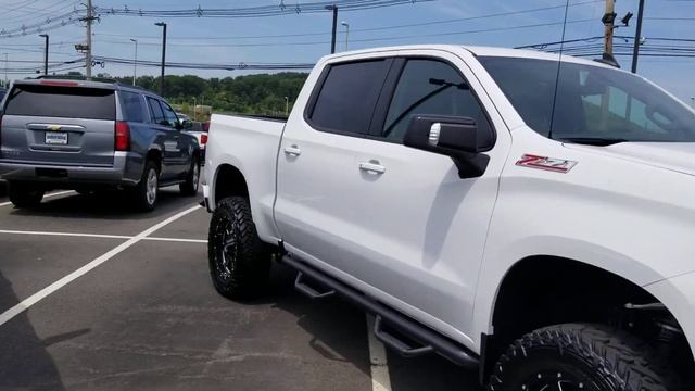 2019 Chevrolet Silverado 1500 Lifted Truck inventory смотреть онлайн