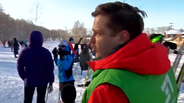 «Лыжня России». Старты профессиональных спортсменов и воспитанников спортивных школ смотреть онлайн