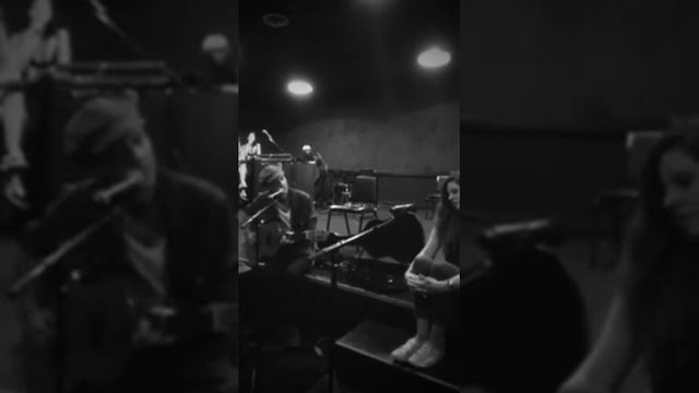 Lana Del Rey - Chelsea Hotel no 2 - Live on IGTV 9/16/19 смотреть онлайн