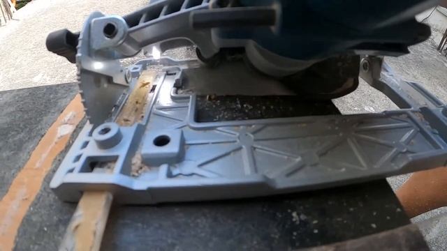 bOSCH GKS-12V-Li Circular Saw- In ACTION смотреть онлайн