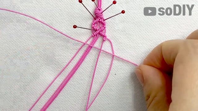 레이스 매듭팔찌 만들기?Lace Macrame bracelet Pulsera de nudo | soDIY(쏘디매듭) #107 смотреть онлайн