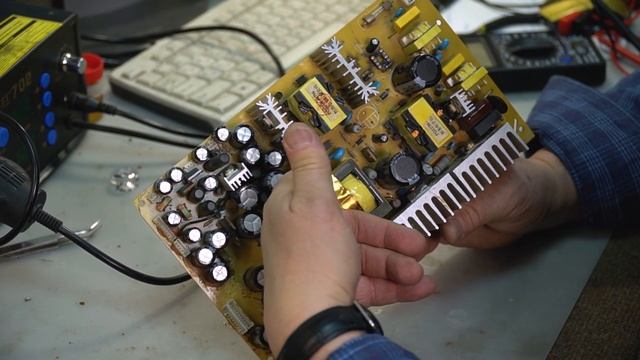 Ремонт блока питания телевизора своими руками: почему этого не стоит делать смотреть онлайн