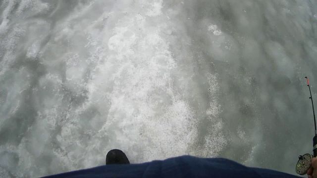 Поиск весеннего окуня на реке. смотреть онлайн