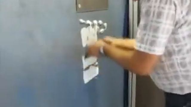kak prikleit zerkalo смотреть онлайн
