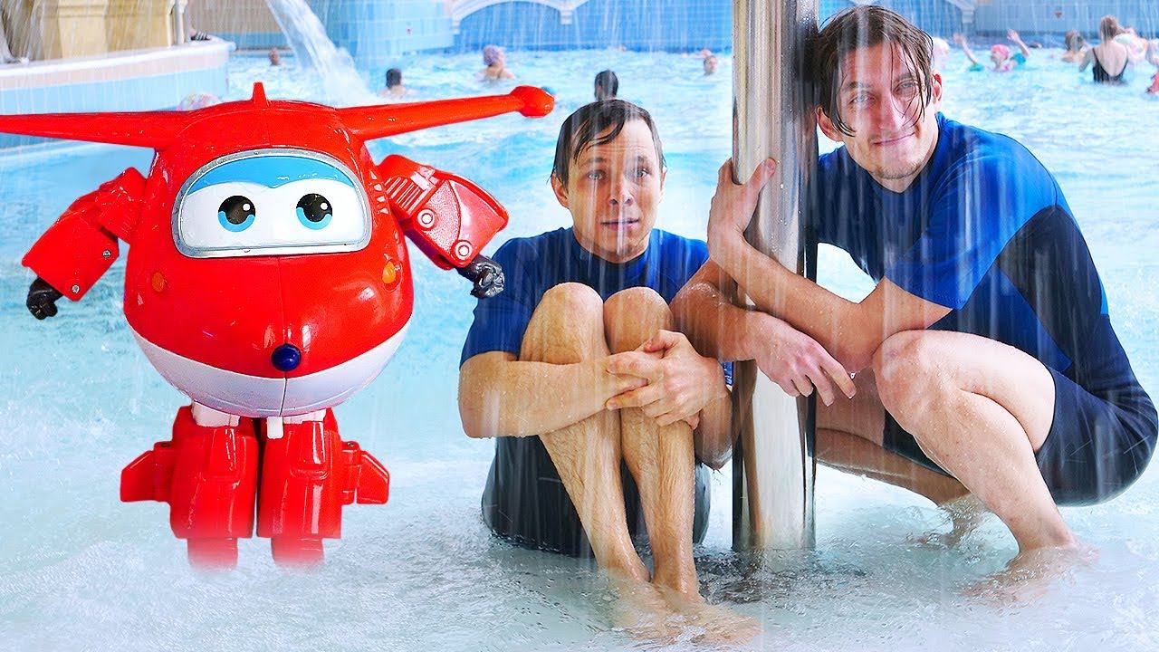 Игры для мальчиков - Джет Супер Крылья в Аквапарке! Акватим ищут Инструменты! – Смешное видео шоу смотреть онлайн