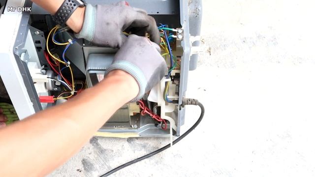 Electrolux microwave oven working but not heating easy fix diy 2023 update смотреть онлайн