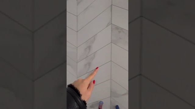 Чем отличаются заказные элементы из керамогранита от стандартных?! смотреть онлайн