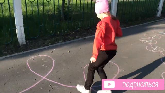 ЧЕЛЛЕНДЖ Повторяю за @АНЮТКА-МАЛЮТКА / ПОПРОБУЙ ПОВТОРИТЬ // Dasha My Life channel смотреть онлайн
