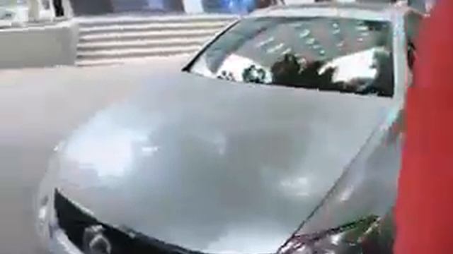 MPG на Лексусе,а Вы как защищаете ПЛАНЕТУ от выхлопных газов смотреть онлайн