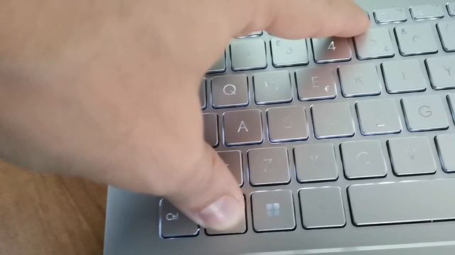 Notebook ASUS VivoBook Flip 14 TM420 convertibile 2 in 1 Recensione смотреть онлайн