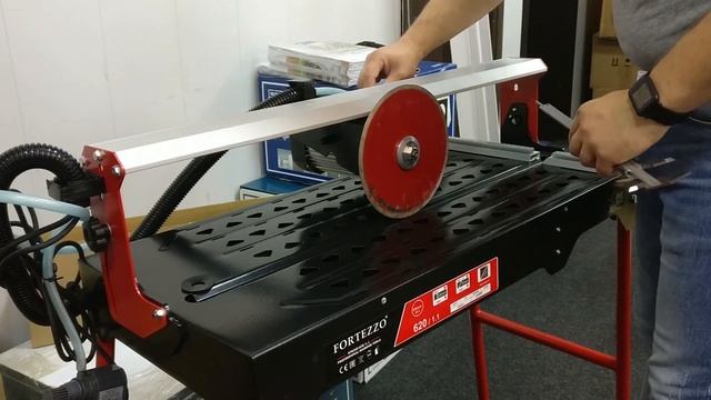 Настройка идеального реза плиткореза. смотреть онлайн