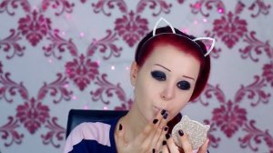 Мы за культуру эмо, за культуру чёлок, за дрыщавых пацанов похожих на девчонок.