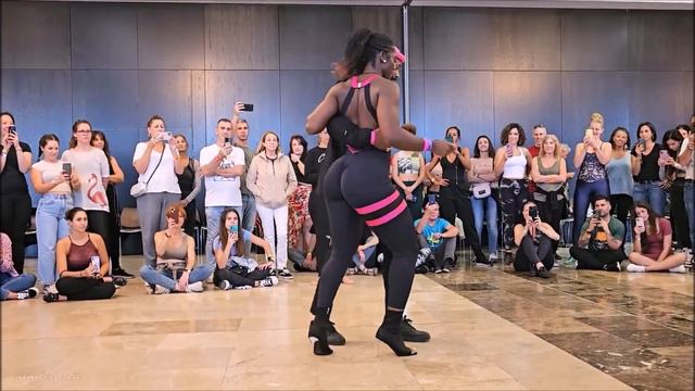 Аслан Кятов - На Пороге Не Стой. танцуют: Tony Pirata & Say Ferdyy смотреть онлайн