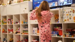 VLOG Если не уберёшь игрушки, отдам другим детям