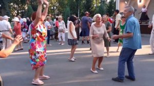 ОЙ, СМЕРЕКО! ТАНЦЫ В ПАРКЕ ГОРЬКОГО ХАРЬКОВ