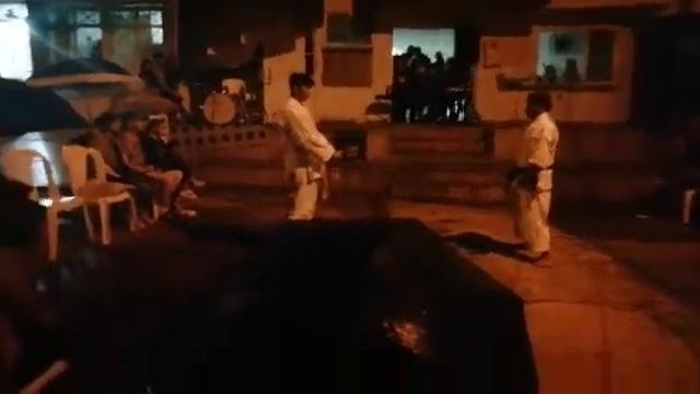 Heian shodan. Mas defensa personal, desplazamientos en fudo dachi. смотреть онлайн