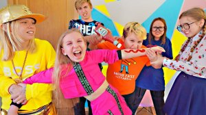 24 часа на ДИЕТЕ! Кто в ШКОЛЕ Слишком Много Ест? Все ВЫШЛО Из ПОД КОНТРОЛЯ!